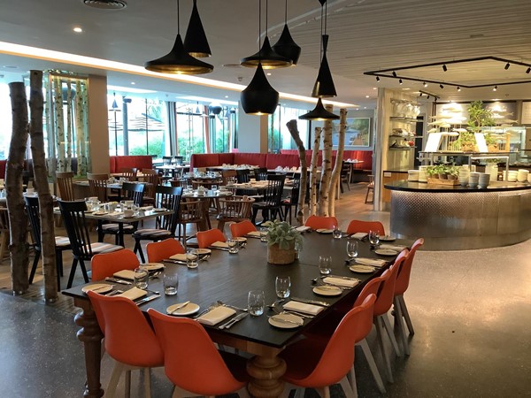 a pleasant restaurant is available