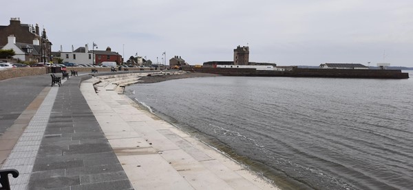 Picture of the waterfront