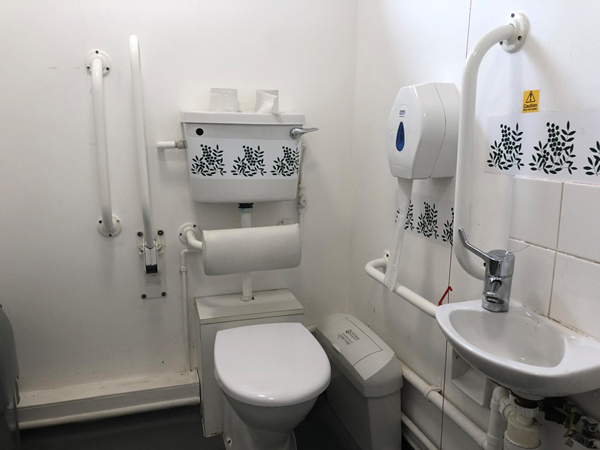 Picture of a toilet