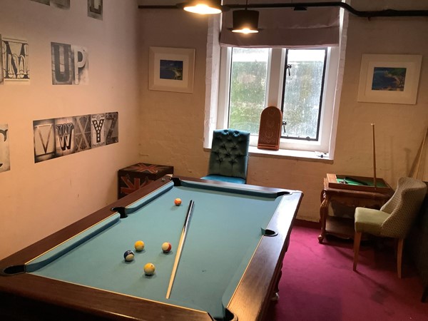 picture of a pool table