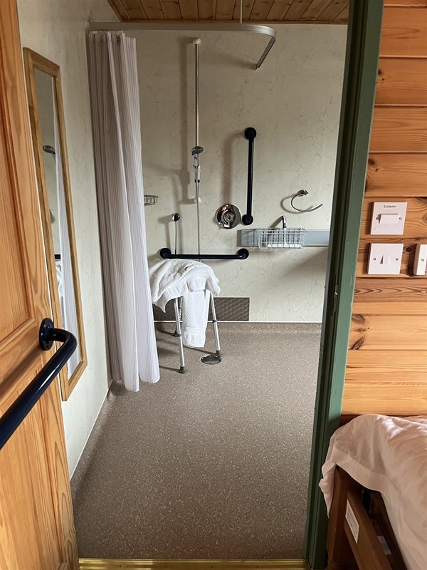 Image through to wet room