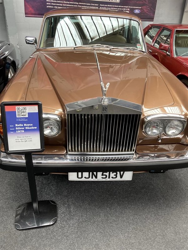 Image of a car display