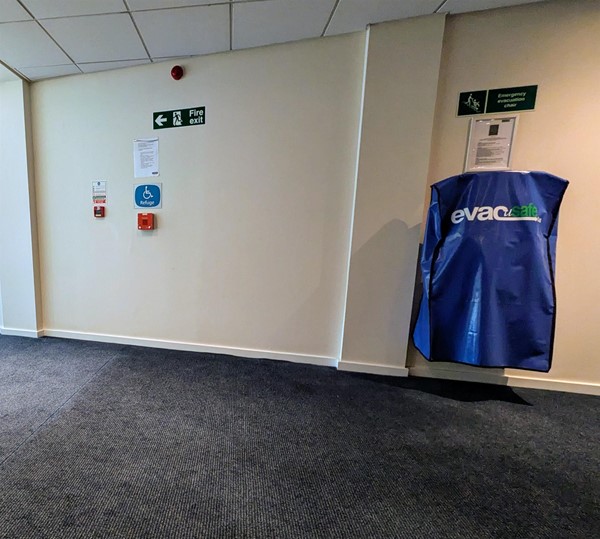Image of the refuge point, intercom and evac chair