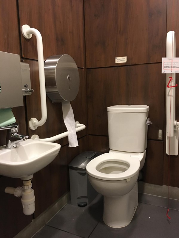 Accessible loo (with cord card)