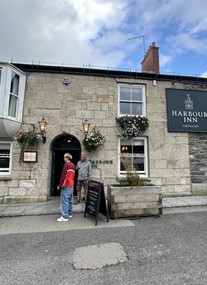 Harbour Inn