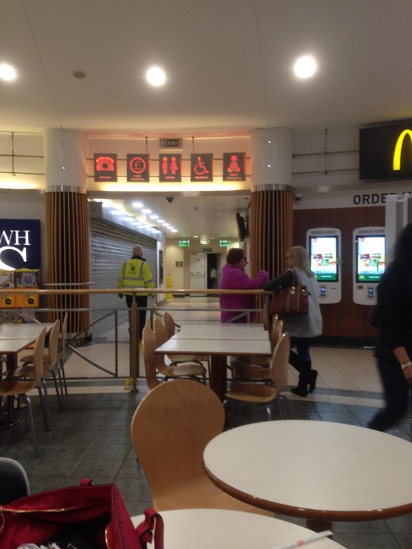 Picture of Extra Motorway Services, Baldock