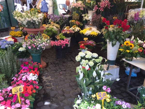 Photo of flowers at the market.