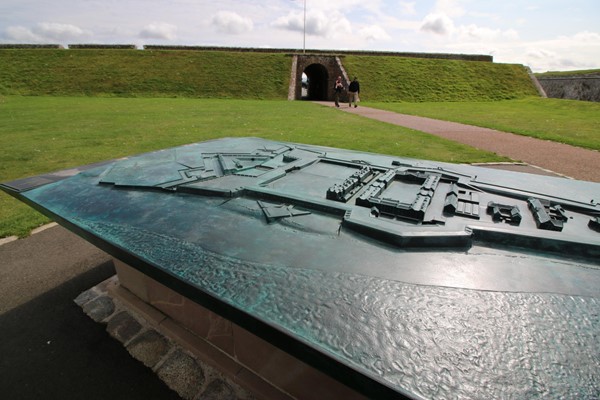 The tactile model of Fort George