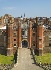 Hampton Court Palace: Historic Royal Palaces