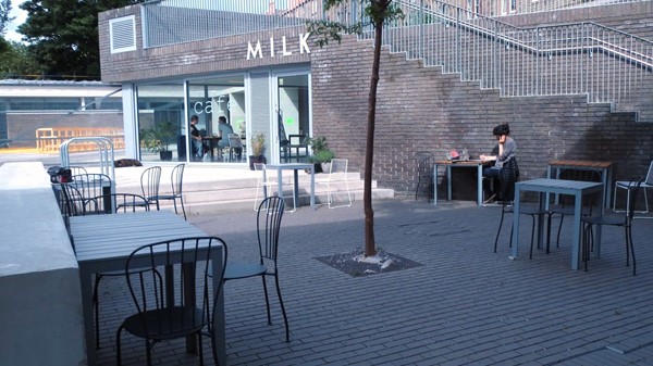 Outdoor seating area