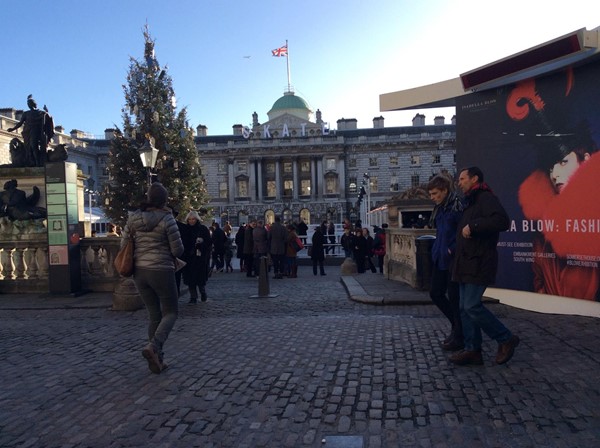 Image for review "Skating around the courtyard"