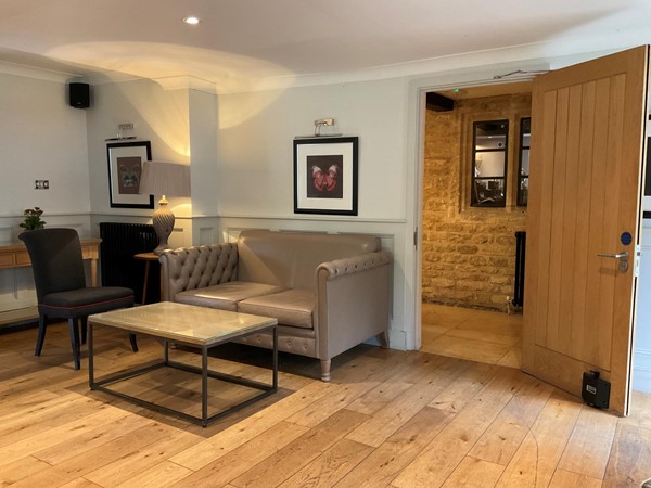 seating area