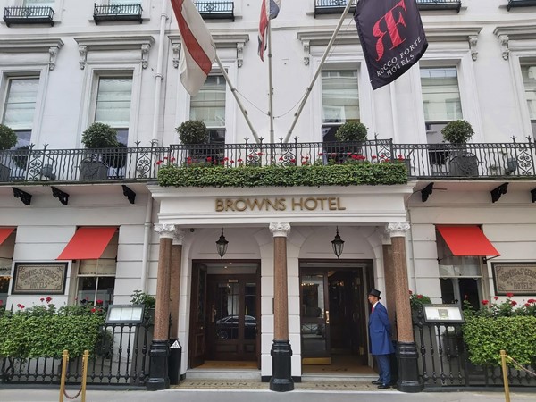 Picture of the main entrance at Brown's Hotel in London
