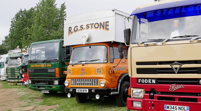 Classic & Vintage Commercial Show