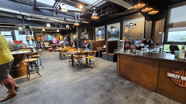 Cafe dining on first floor