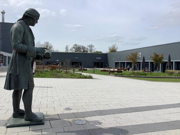 Picture of the Josiah Wedgwood statue