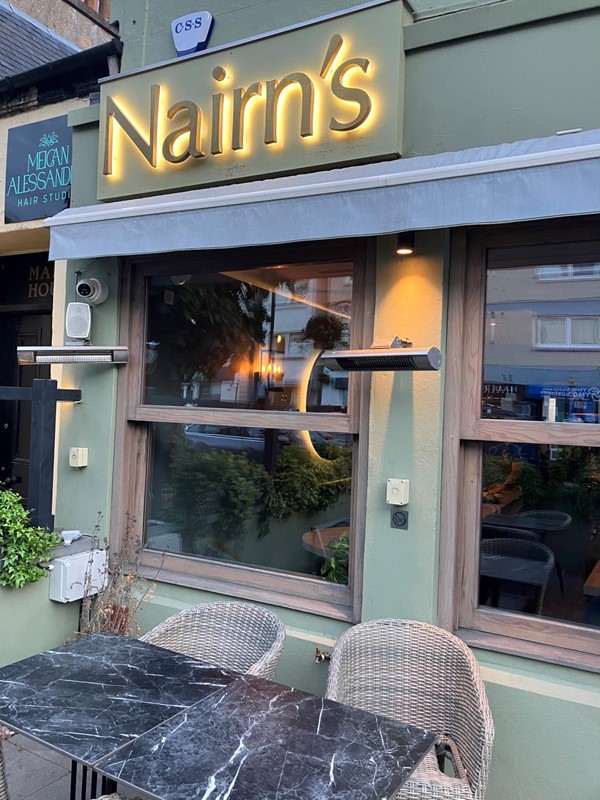 Image of the front of the restaurant.