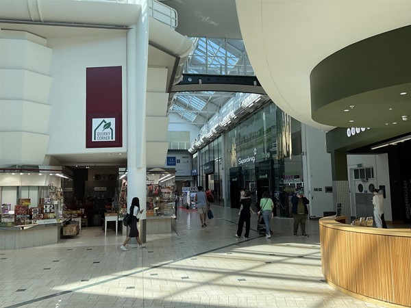 Image of a shopping centre interior