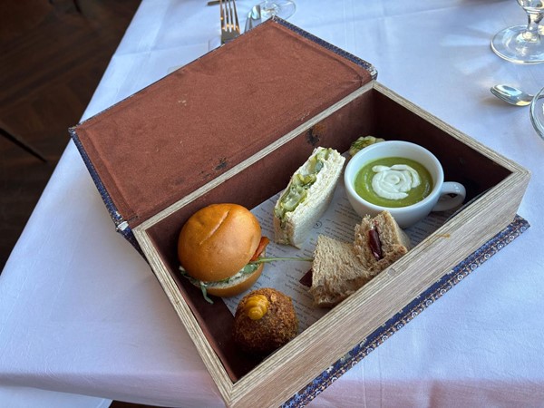 Image of cakes in a box