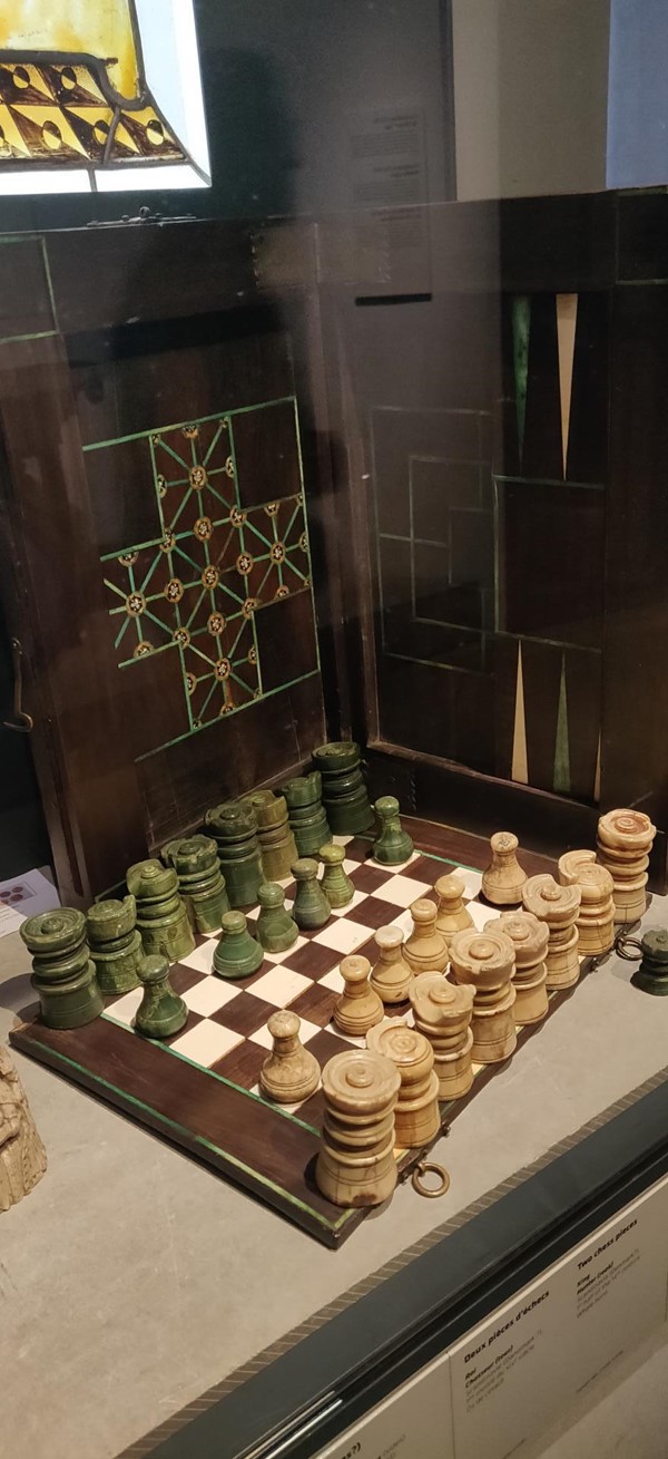 Image of a chess set