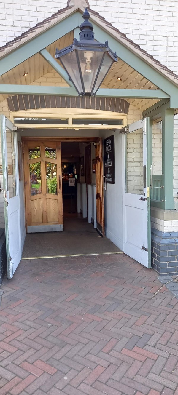 Step free entrance to restaurant