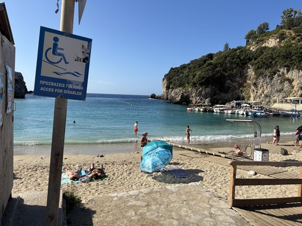 Clear signage