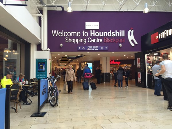 Picture of Houndshill Shopping Centre - Welcome Sign