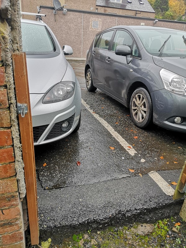 Route to the cafe from the Tesco Express car park.