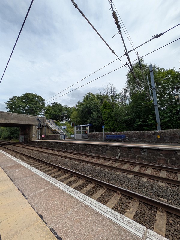 Image of platform edge
