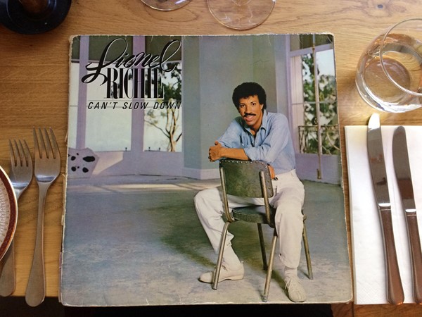 Photo of the Lionel Richie menu holder.