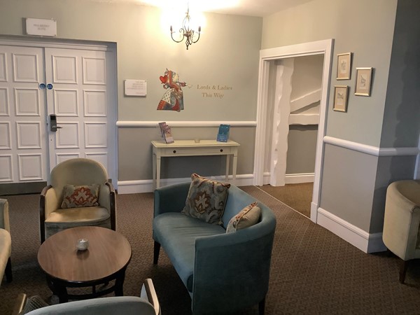 Picture of the far end of the bar lounge