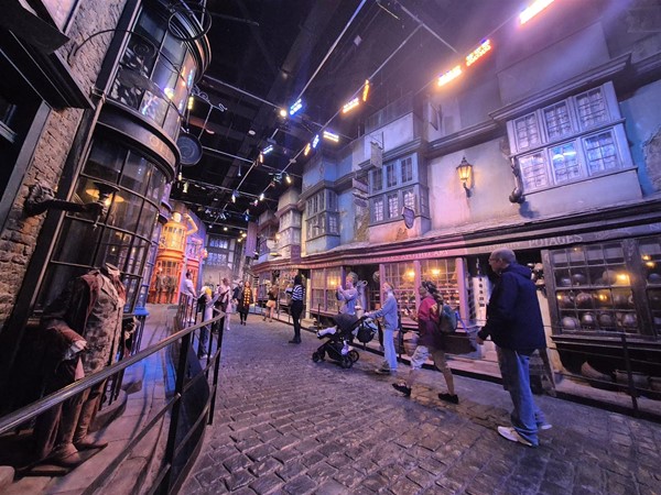 Image of an alley with shops