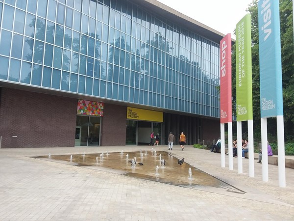 Courtyard in front of entrance to museum