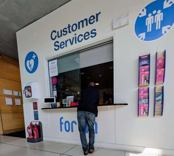 Image of the customer service desk