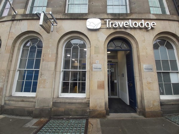 Travelodge Edinburgh Central Waterloo Place