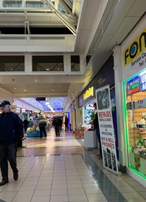 Loreburne Shopping Centre