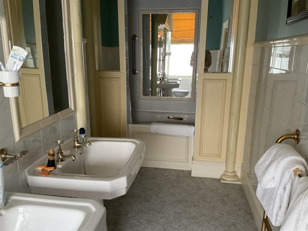Image of a bathroom