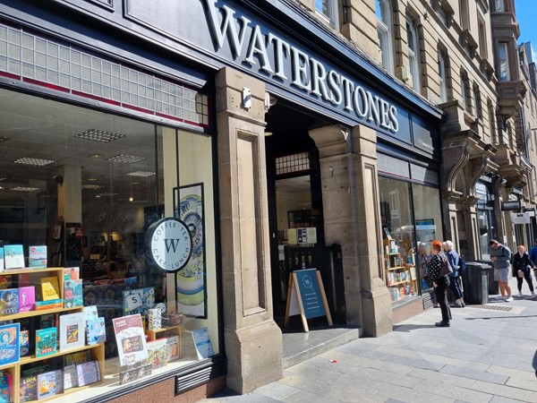 Waterstones Dundee