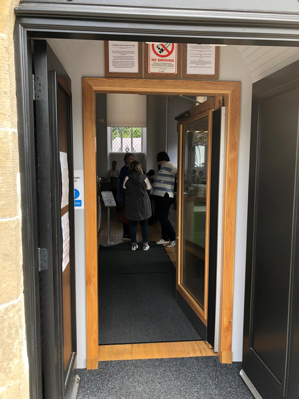 Level entrance