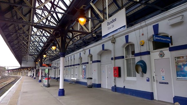 Dundee Railway Station