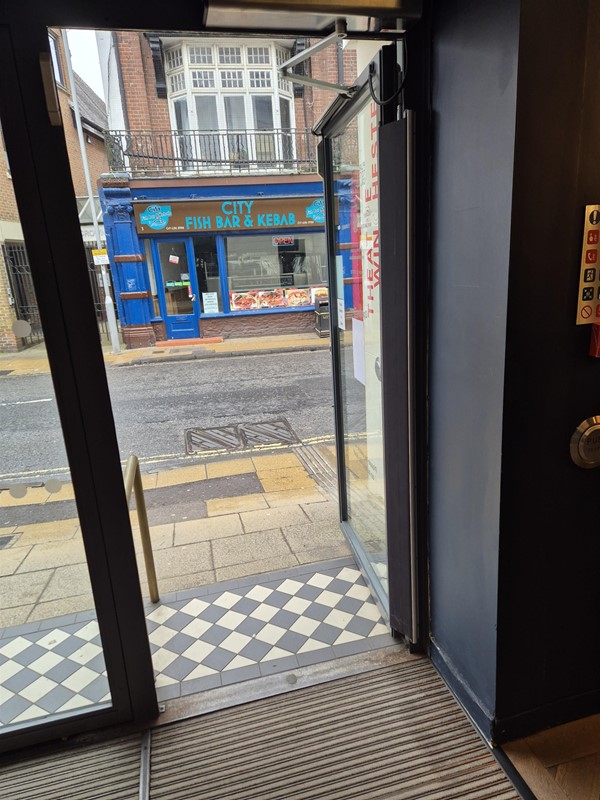 Entrance/exit