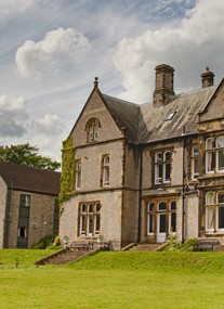 YHA Castleton Losehill Hall