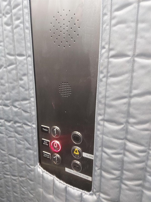 Image of lift buttons