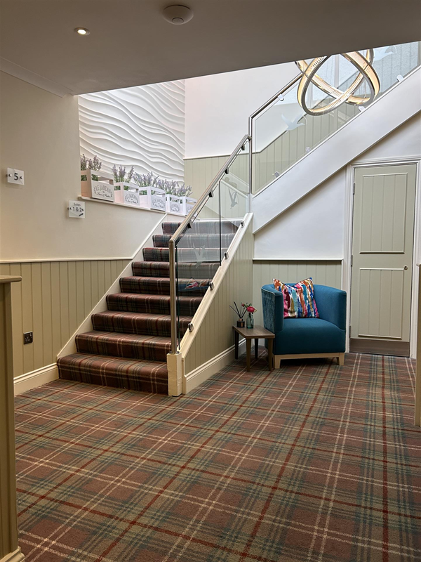 Image of a seat and stairs