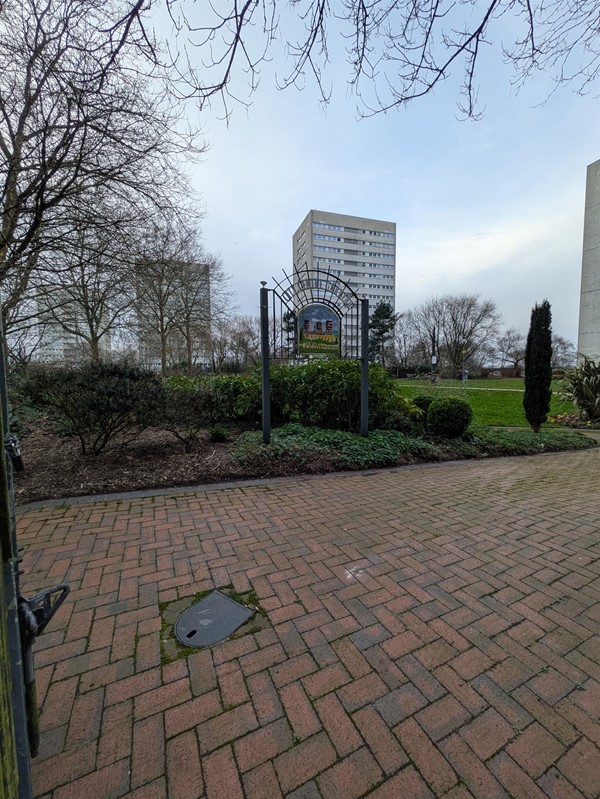 Image of entrance to to the park
