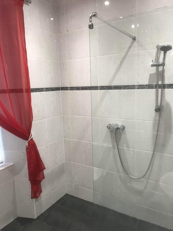 Picture of a shower