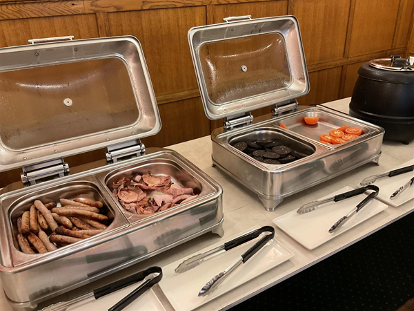 Image of a buffet bar