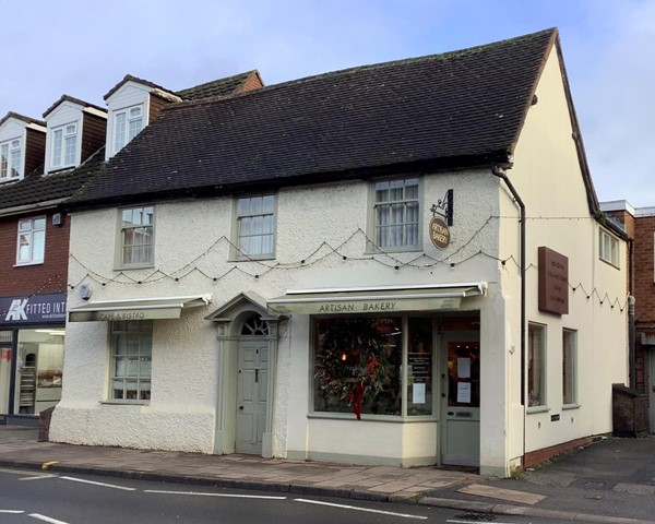 11 artisan bread shop