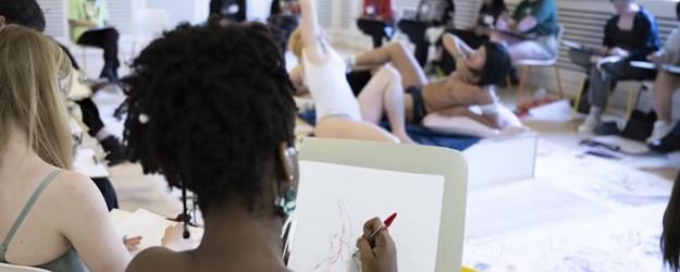 Reimagining Beauty Through Life Drawing article image
