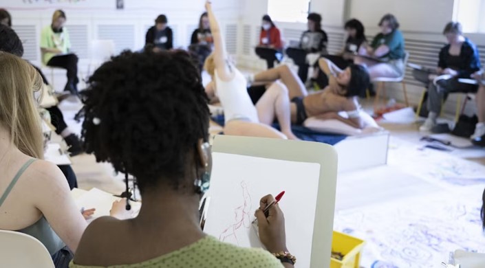 Reimagining Beauty Through Life Drawing